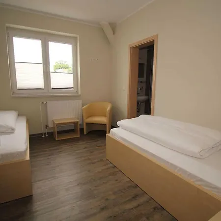 Kutterfisch Kajueten Direkt Im Stadthafen *